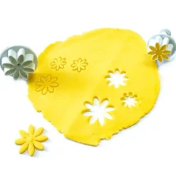 Découpoirs Éjecteurs Marguerite Assortis Patisdecor (X 4)