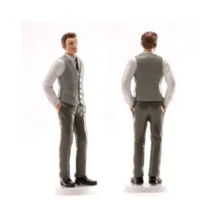 Figurine Marie Gilet Gris 16 Cm